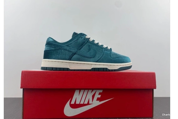 Dunk Velvet Low Nike Green DZ5224-300 0318